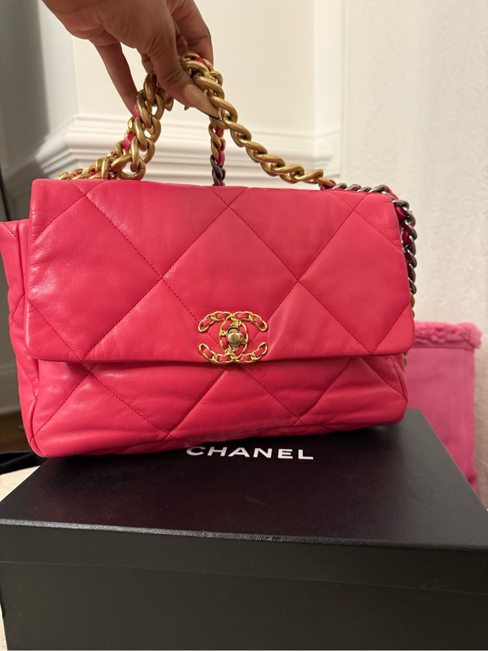 CHANEL Hot Pink Quilted Lambskin Chain-Handle Shoulder Bag